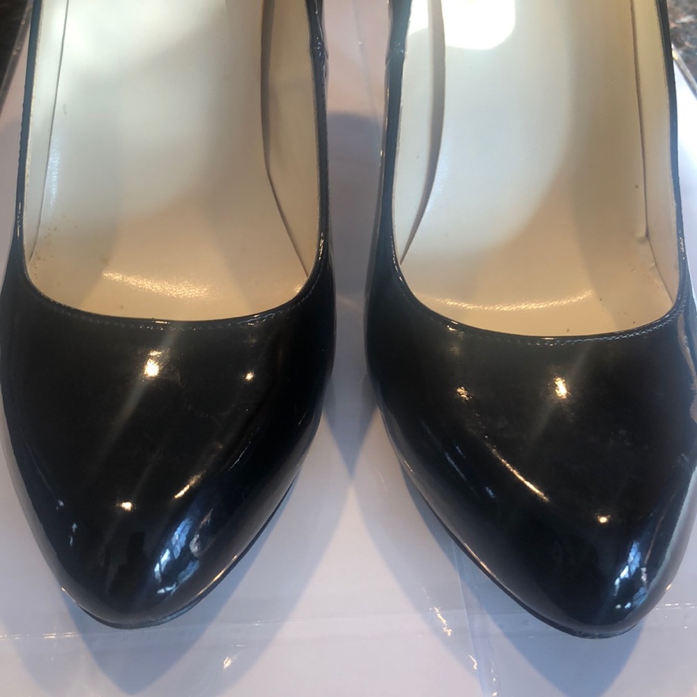 Max Studio black patent leather heels